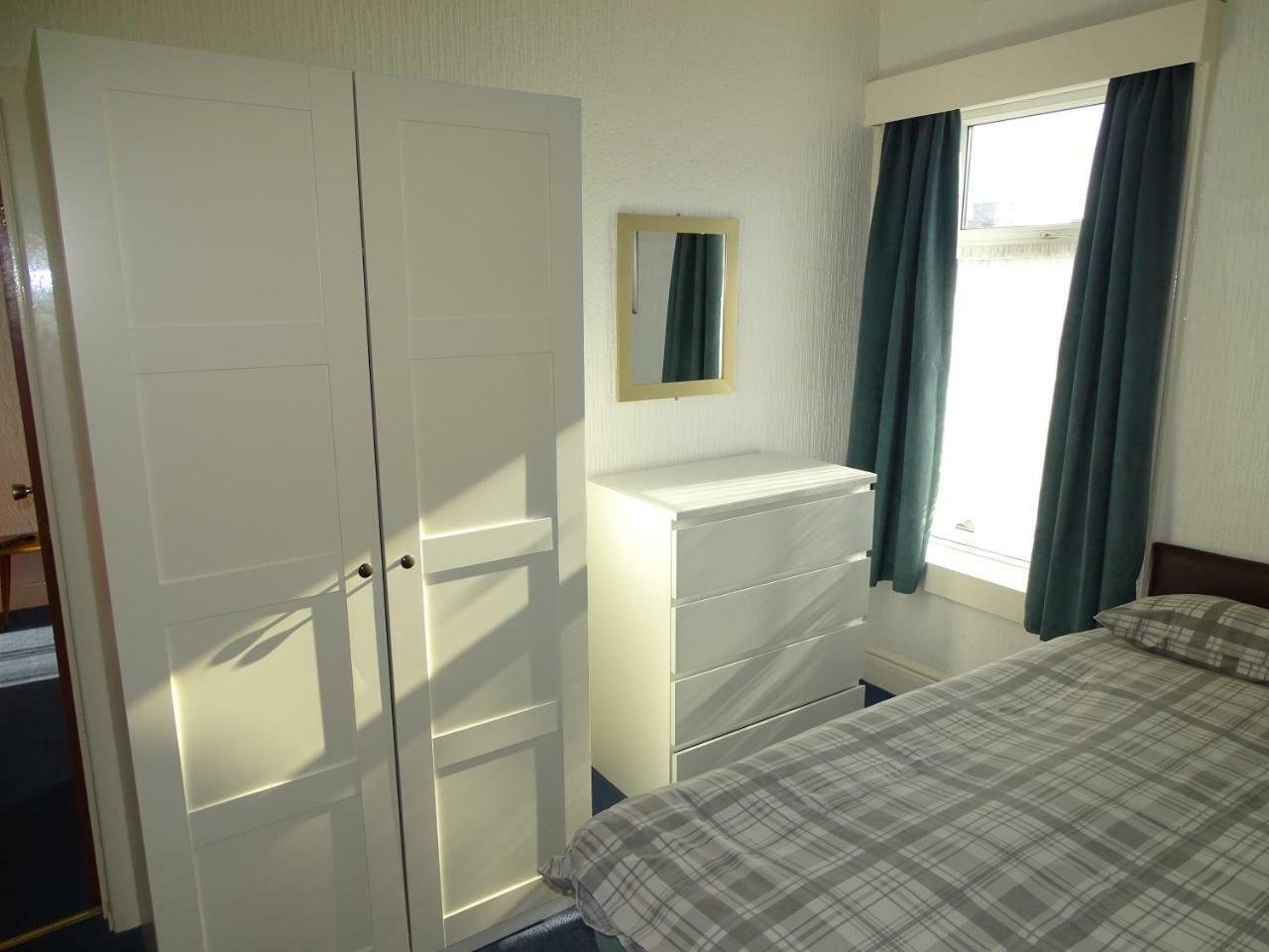 Beeton Villas Holiday Apartments Blackpool Kültér fotó