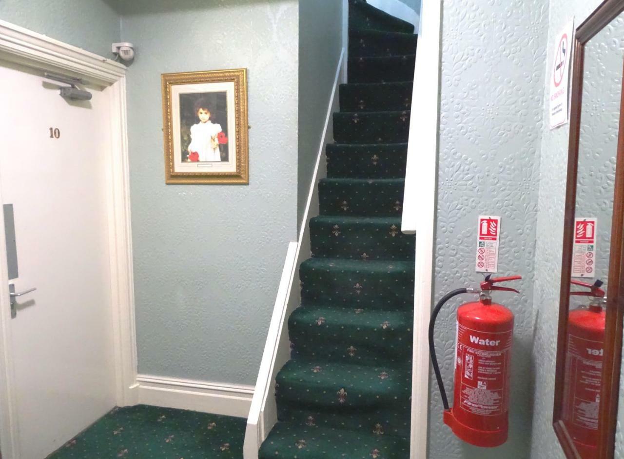 Beeton Villas Holiday Apartments Blackpool Kültér fotó